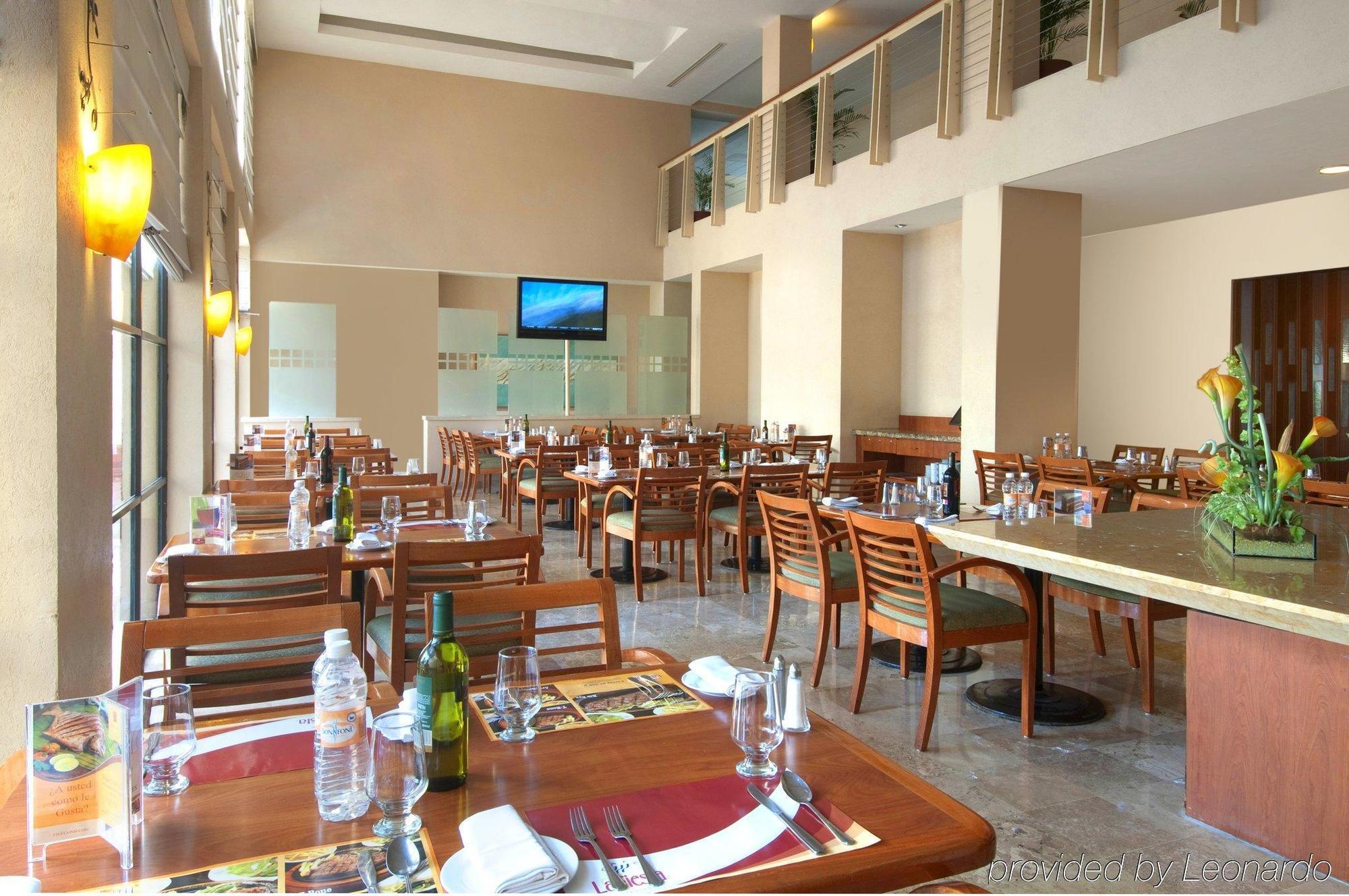 Fiesta Inn Poza Rica Restaurace fotografie