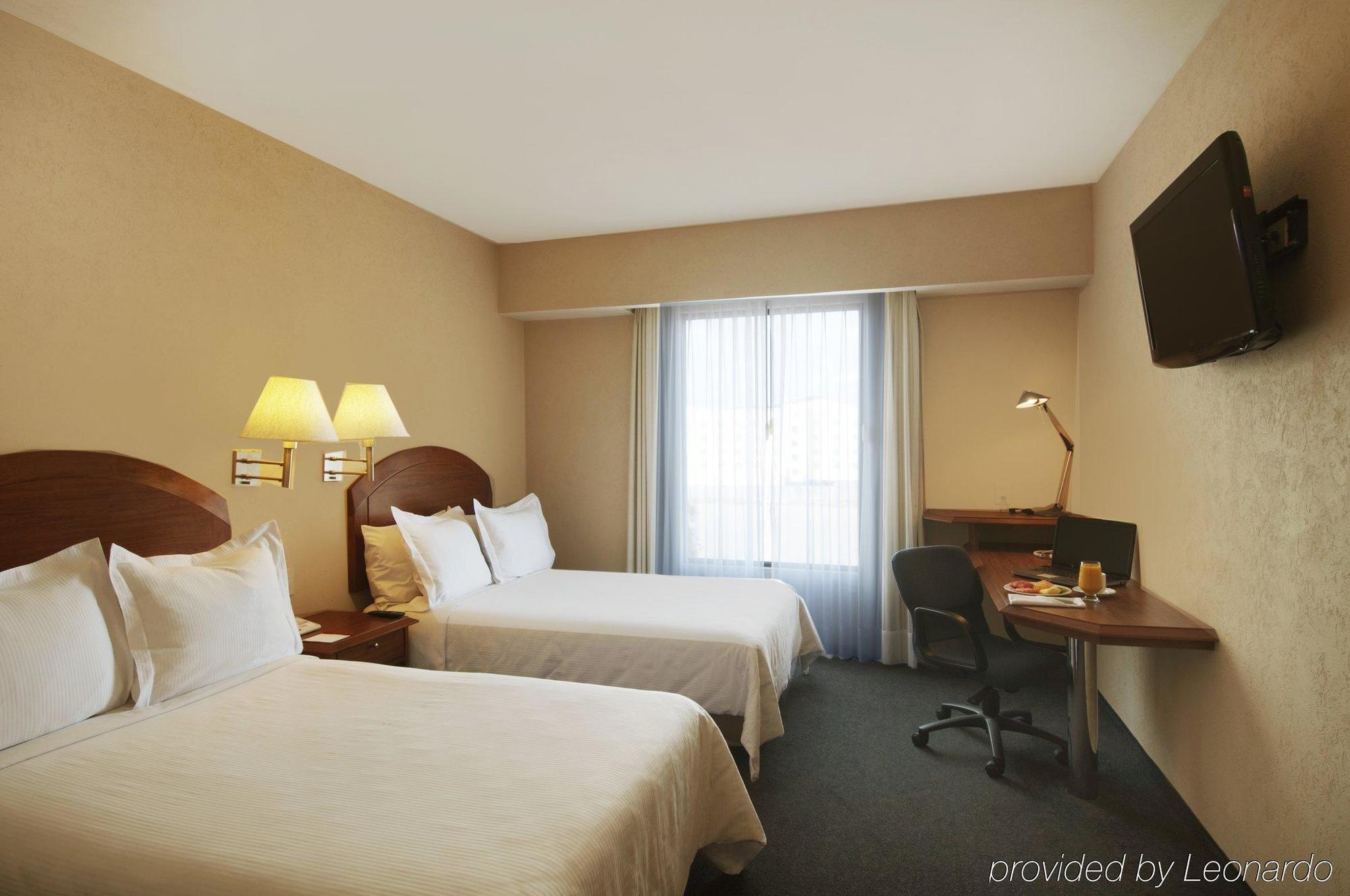 Fiesta Inn Poza Rica Pokoj fotografie
